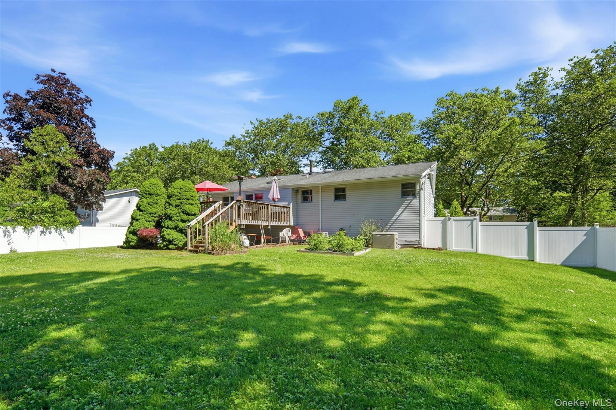 Homes for sale in Huntington, NY | 5 Pine Hill Ln, Huntington, NY 11746 | MLS# 1013852
