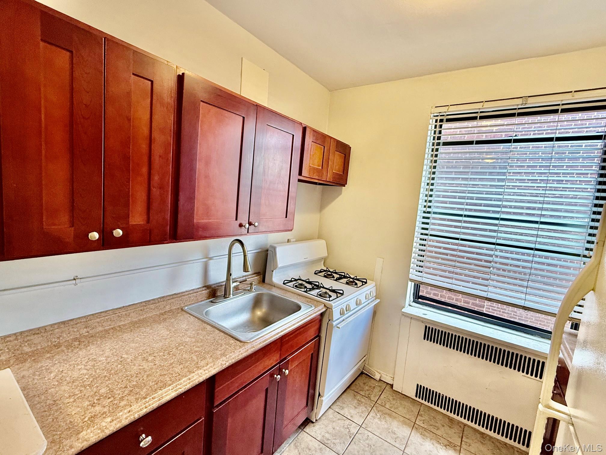 4th image of 210 Martine Ave #6L, White Plains, NY 10601 | MLS# 1014078