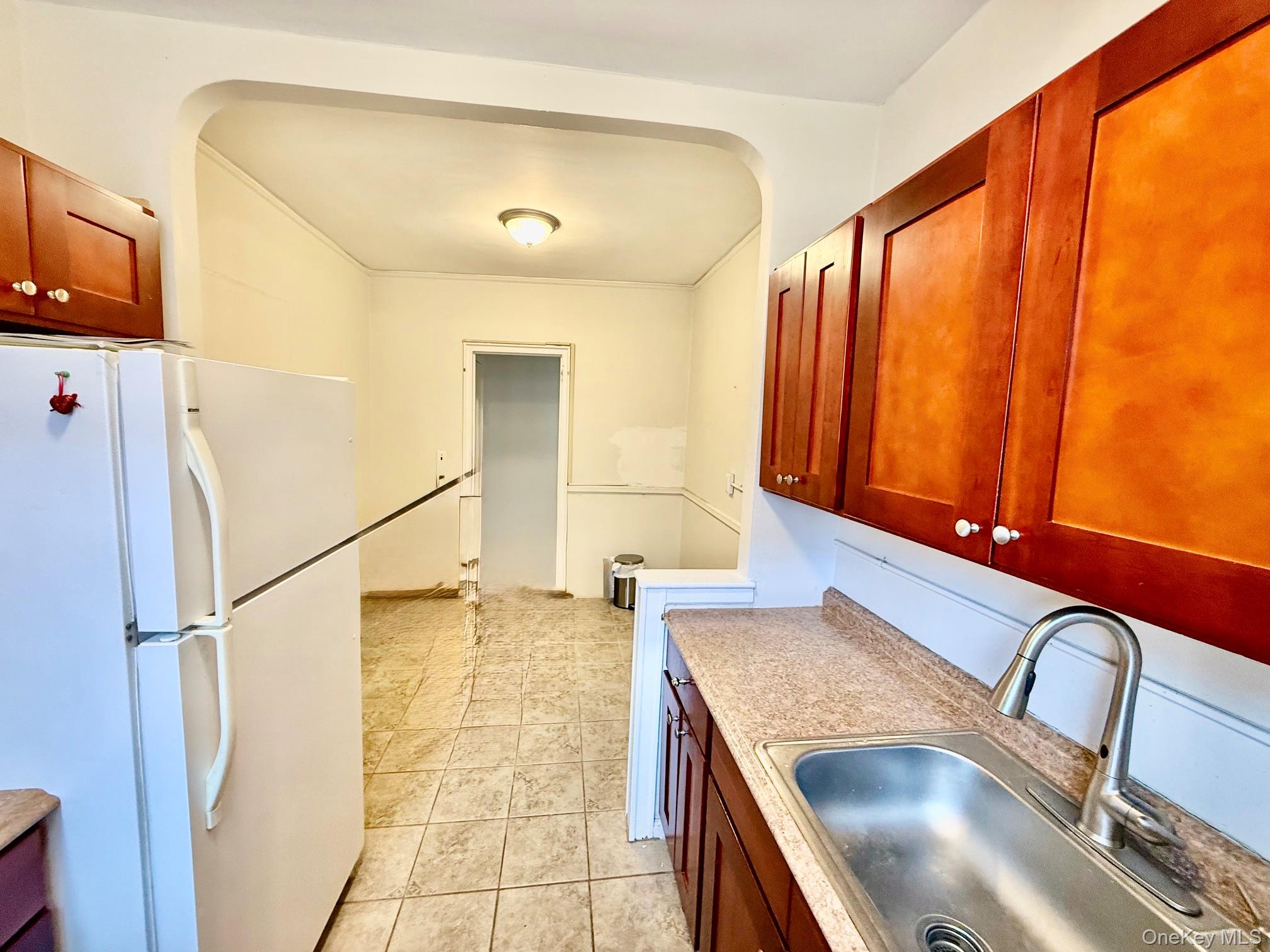 3rd image of 210 Martine Ave #6L, White Plains, NY 10601 | MLS# 1014078