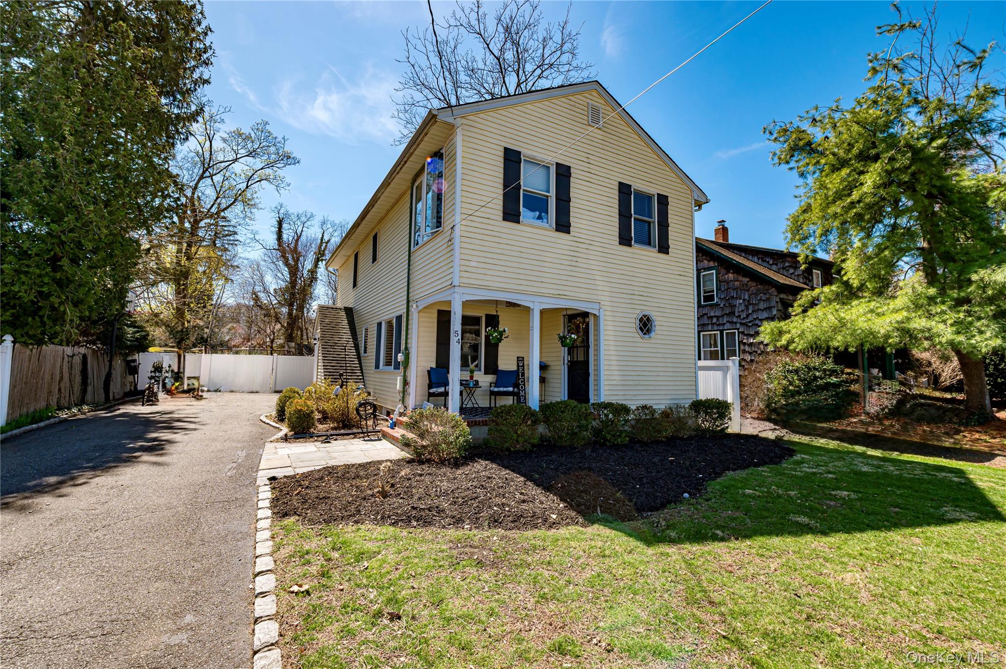 2nd image of 54 Westfield Dr, Huntington, NY 11721 | MLS# 1014169