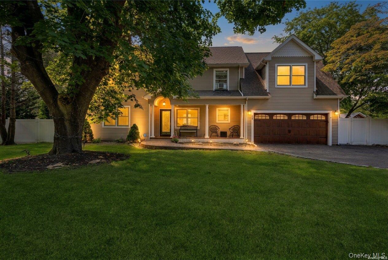 2nd image of 136 Mills Pond Rd, Smithtown, NY 11780 | MLS# 1014293