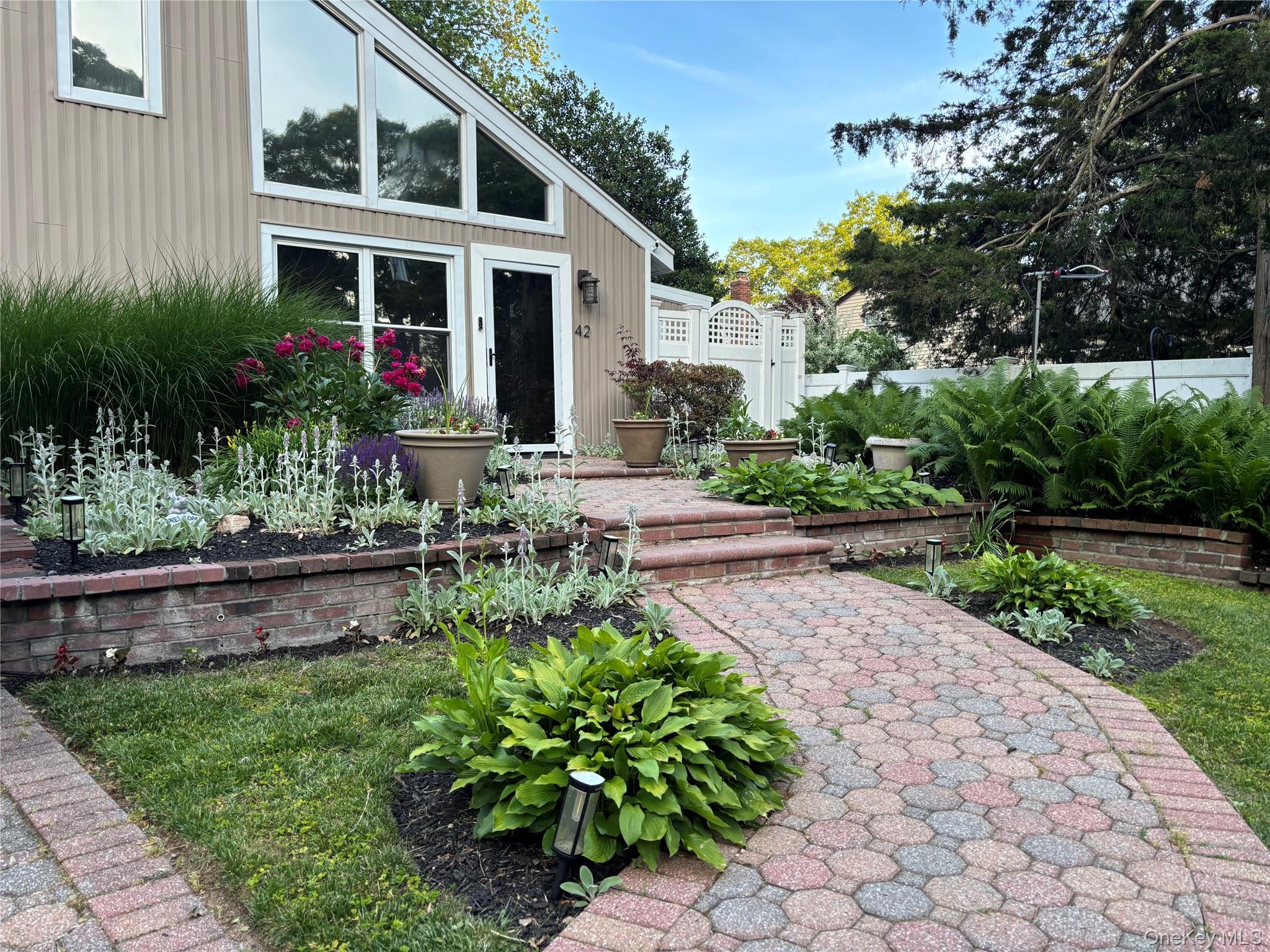 2nd image of 42 Bennett Ave, Huntington, NY 11746 | MLS# 1014657