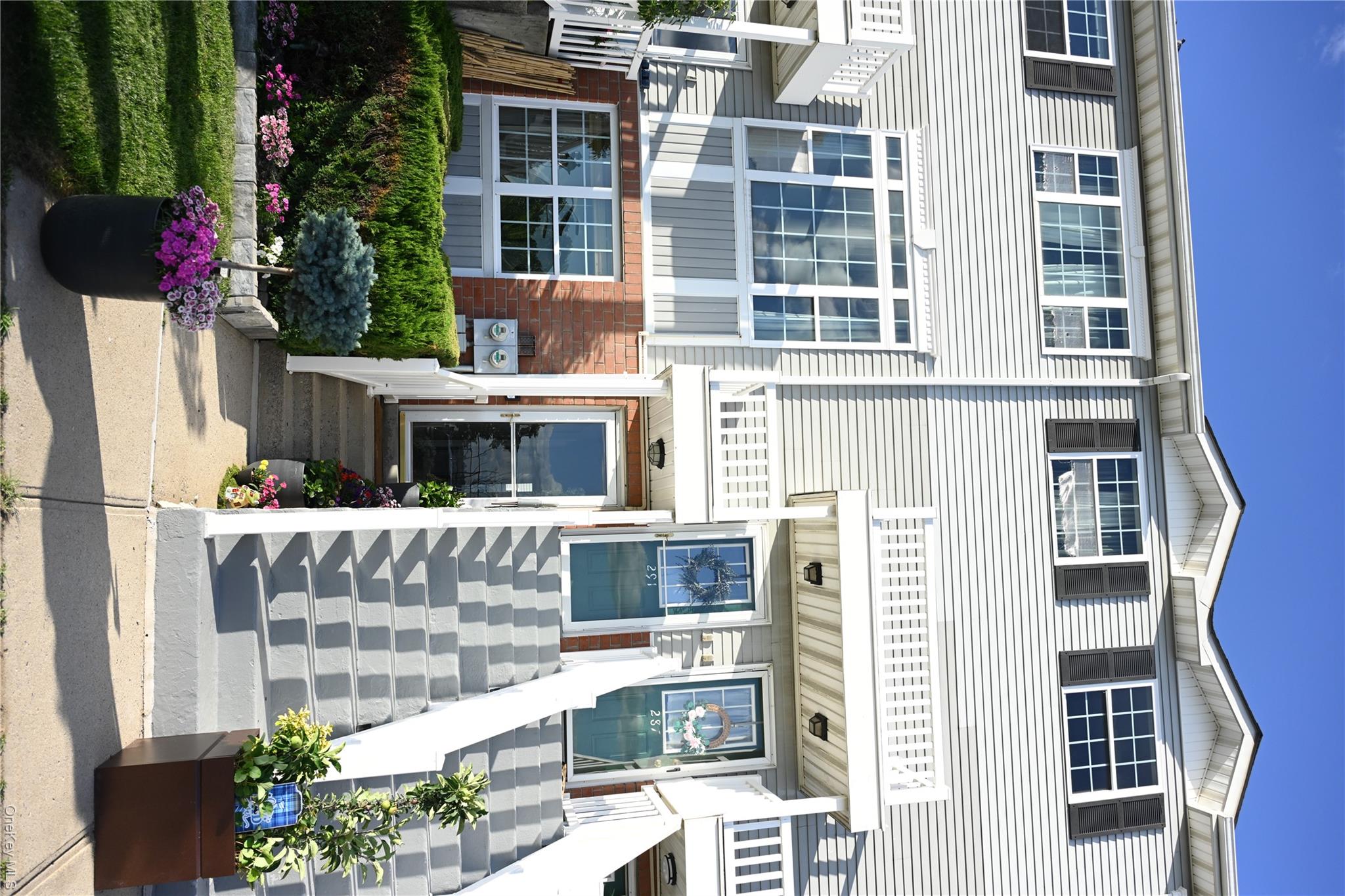 2nd image of 291 Surf Dr, New York, NY 10473