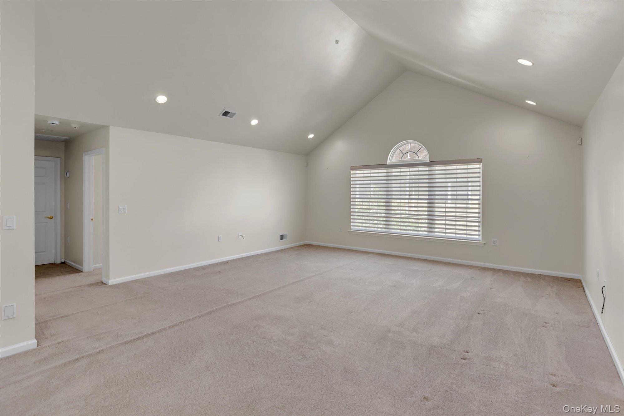 Homes for sale in Huntington, NY | 160 Christine Dr, Huntington, NY 11746 | MLS# 1015034
