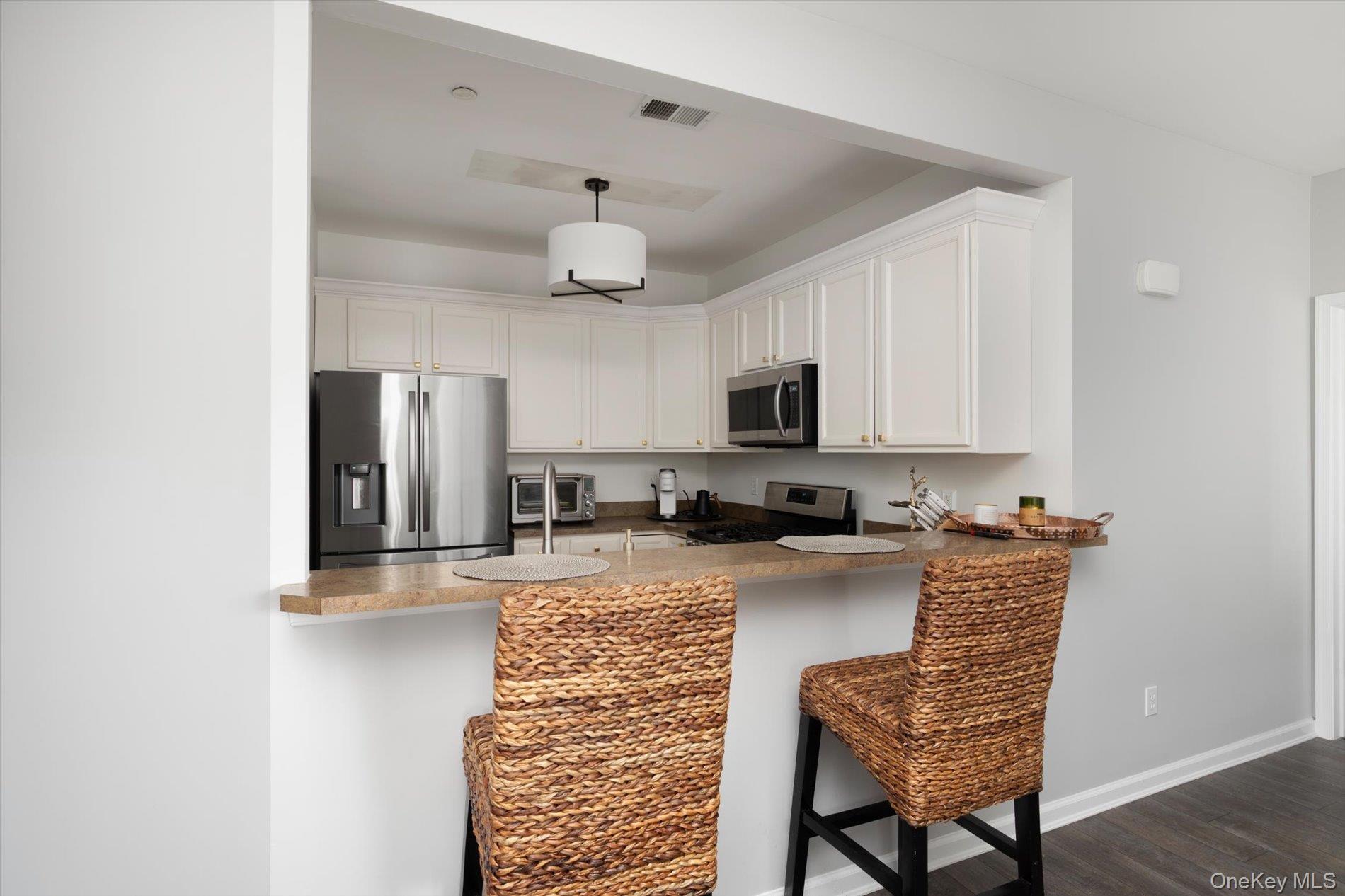 4th image of 1525 Finch Ln #1525, Islip, NY 11722 | MLS# 1015062