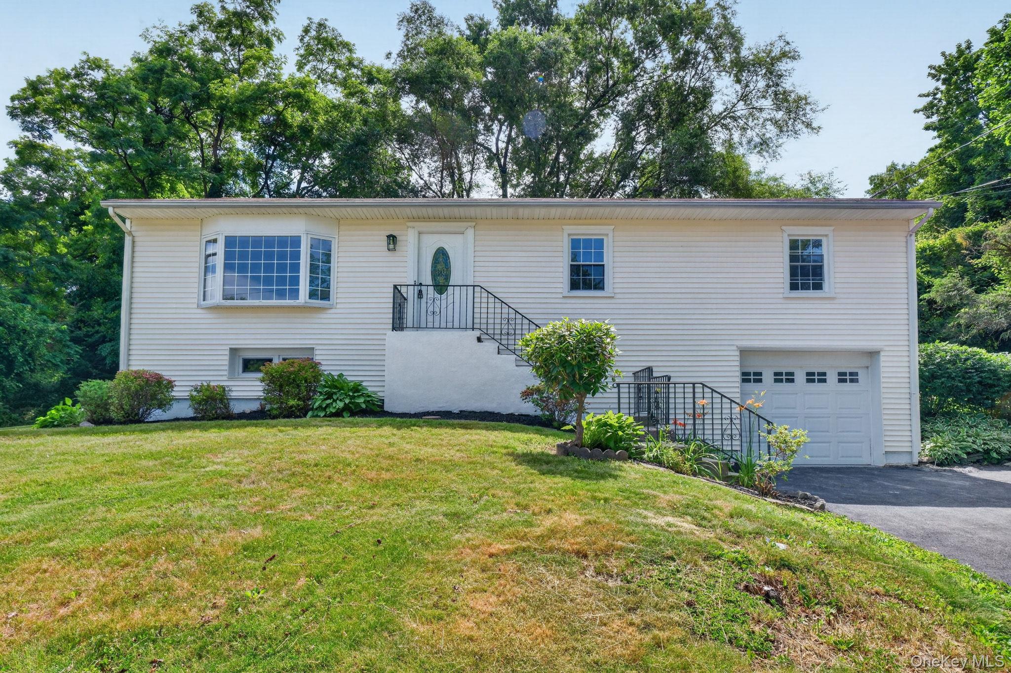 1st image of 20 Muscoot Rd W, Mahopac, NY 10541 | MLS# 1015340