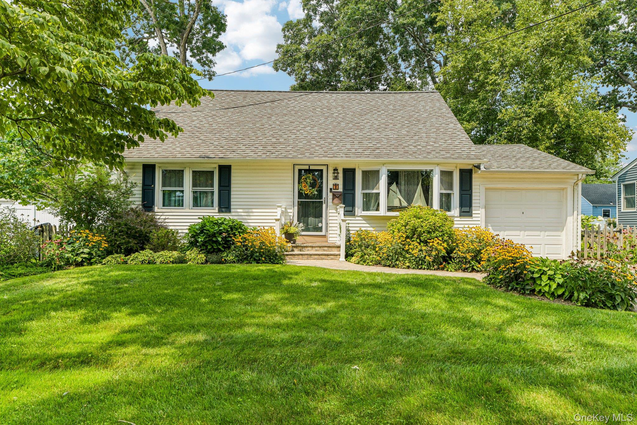 1st image of 75 Hale Rd, Babylon, NY 11703 | MLS# 1015412