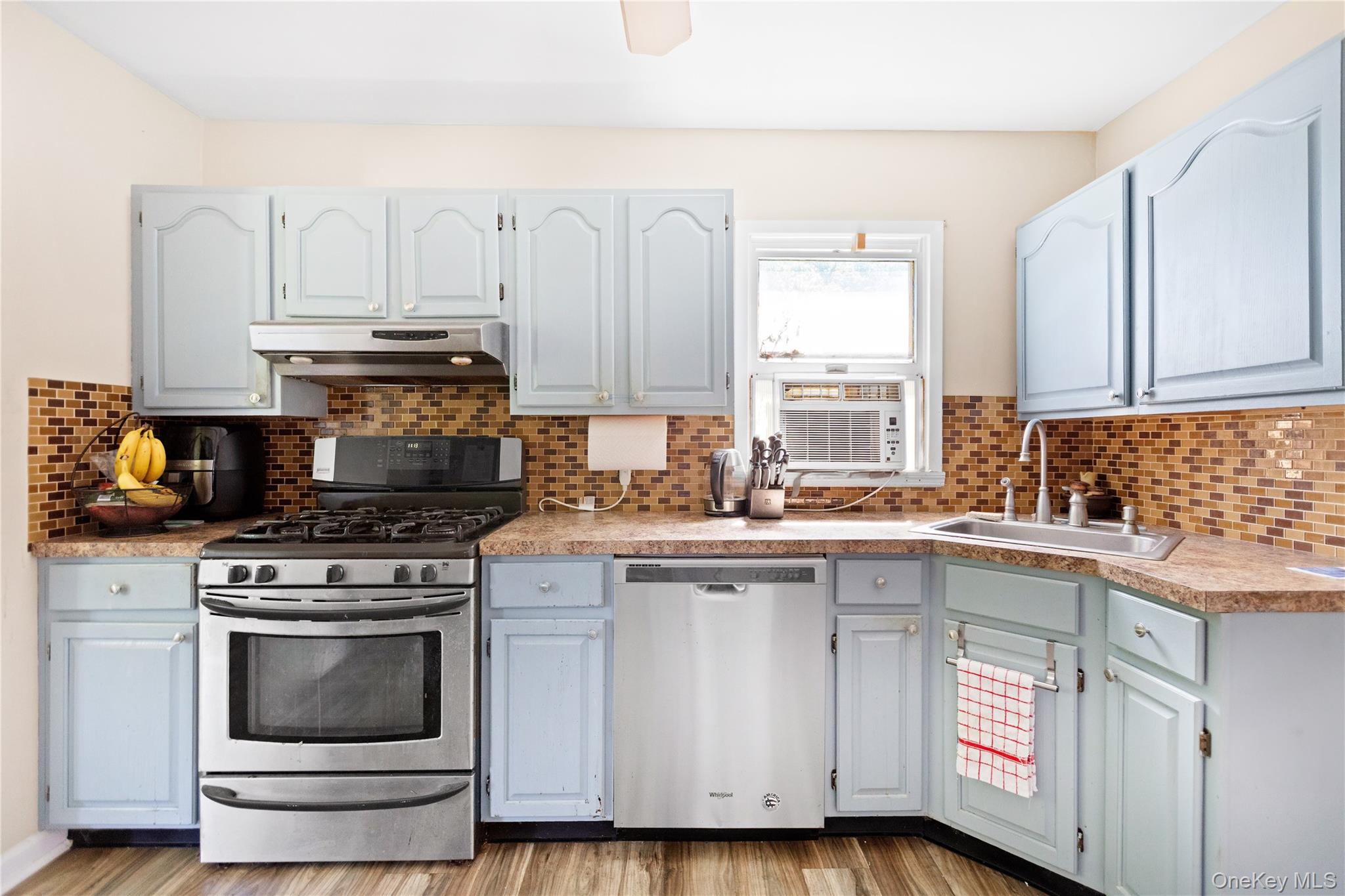 3rd image of 155 27Th St, Copiague, NY 11726 | MLS# 1015520