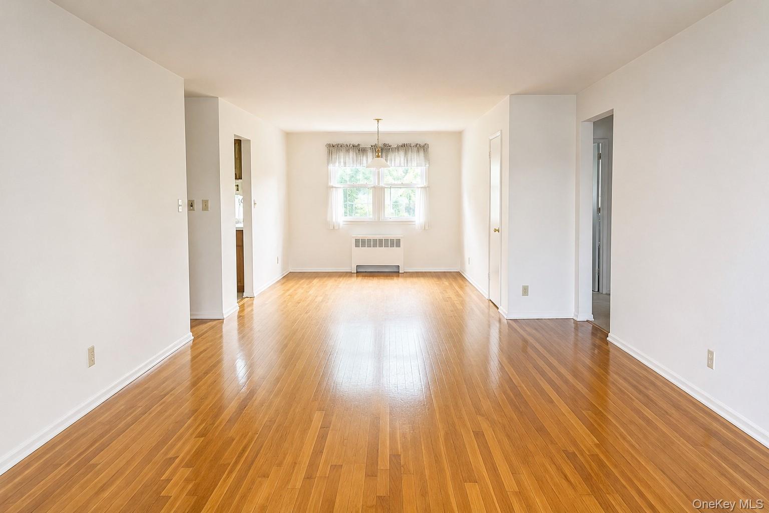 3rd image of 95 Avon Cir, Rye, NY 10573