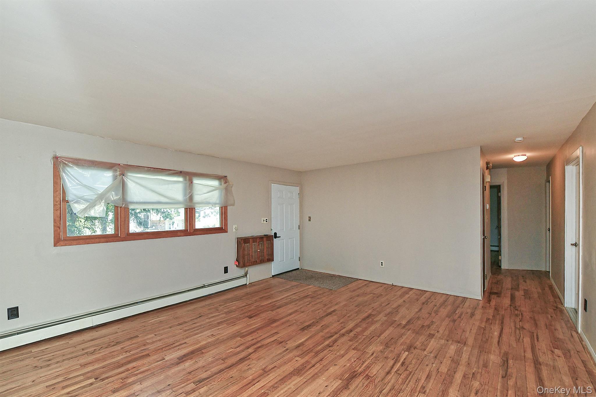 5th image of 195 Mohawk St, Islip, NY 11779 | MLS# 1016010