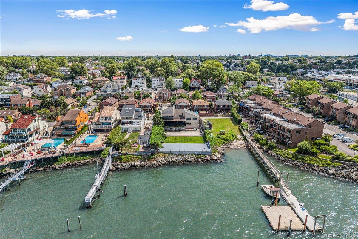 3rd image of 15443 Riverside Dr, New York, NY 11357 | MLS# 1016204