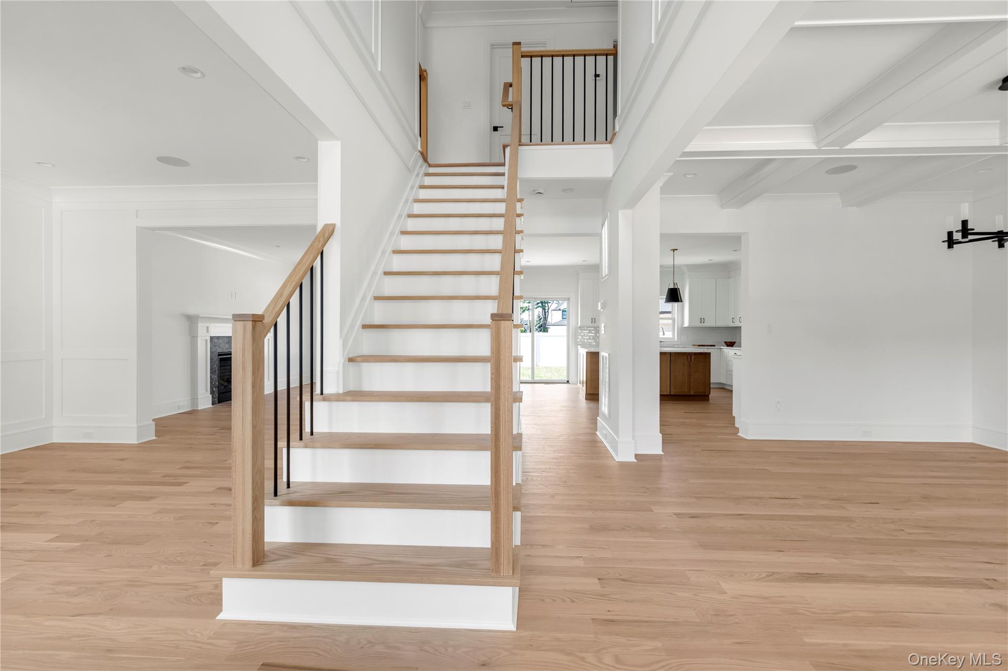 2nd image of 23 Garden Cir, Oyster Bay, NY 11791 | MLS# 1016366
