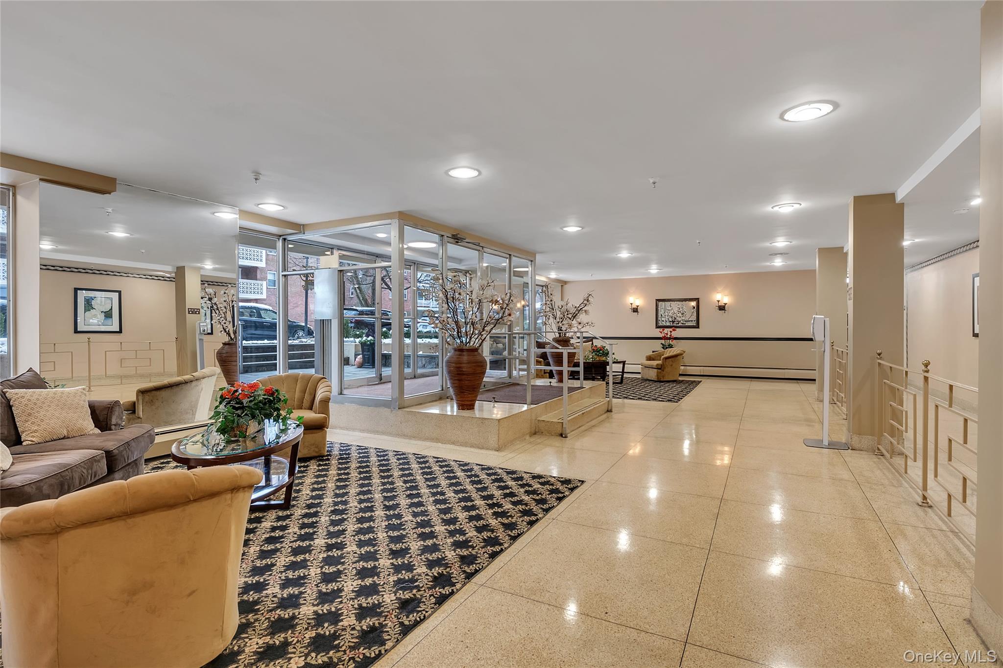 3rd image of 45 Hill Park Ave #3D, North Hempstead, NY 11021 | MLS# 1016466