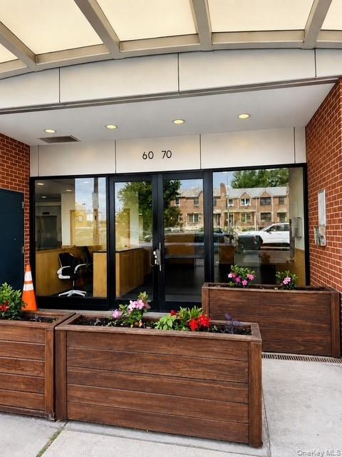 2nd image of 60 70 Woodhaven Blvd #4I, Elmhurst, NY 11373 | MLS# 1016597