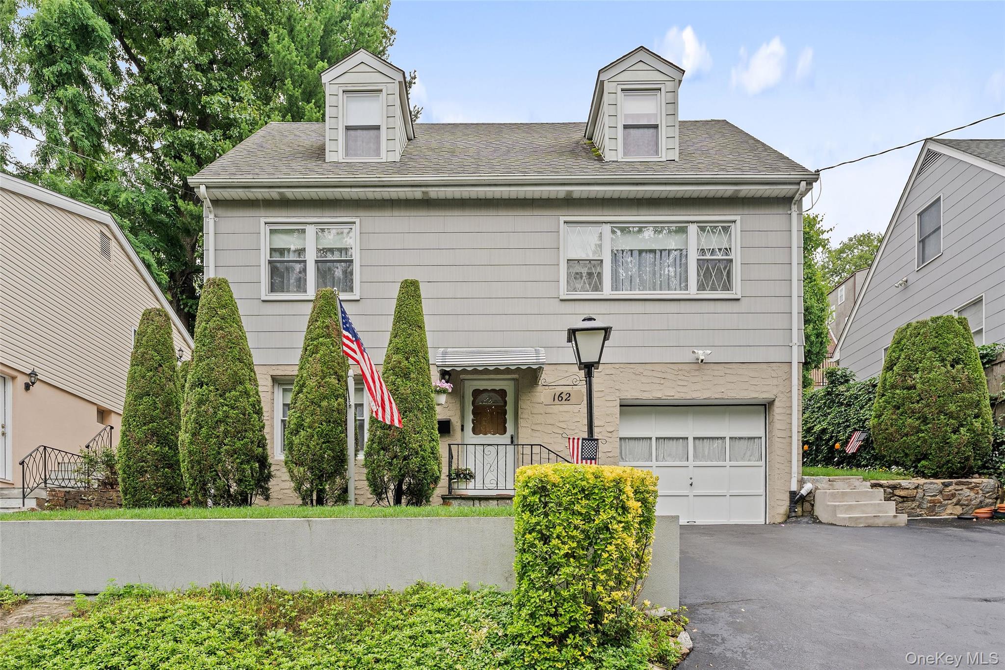 2nd image of 162 Midland Ave, Yonkers, NY 10705 | MLS# 1016812