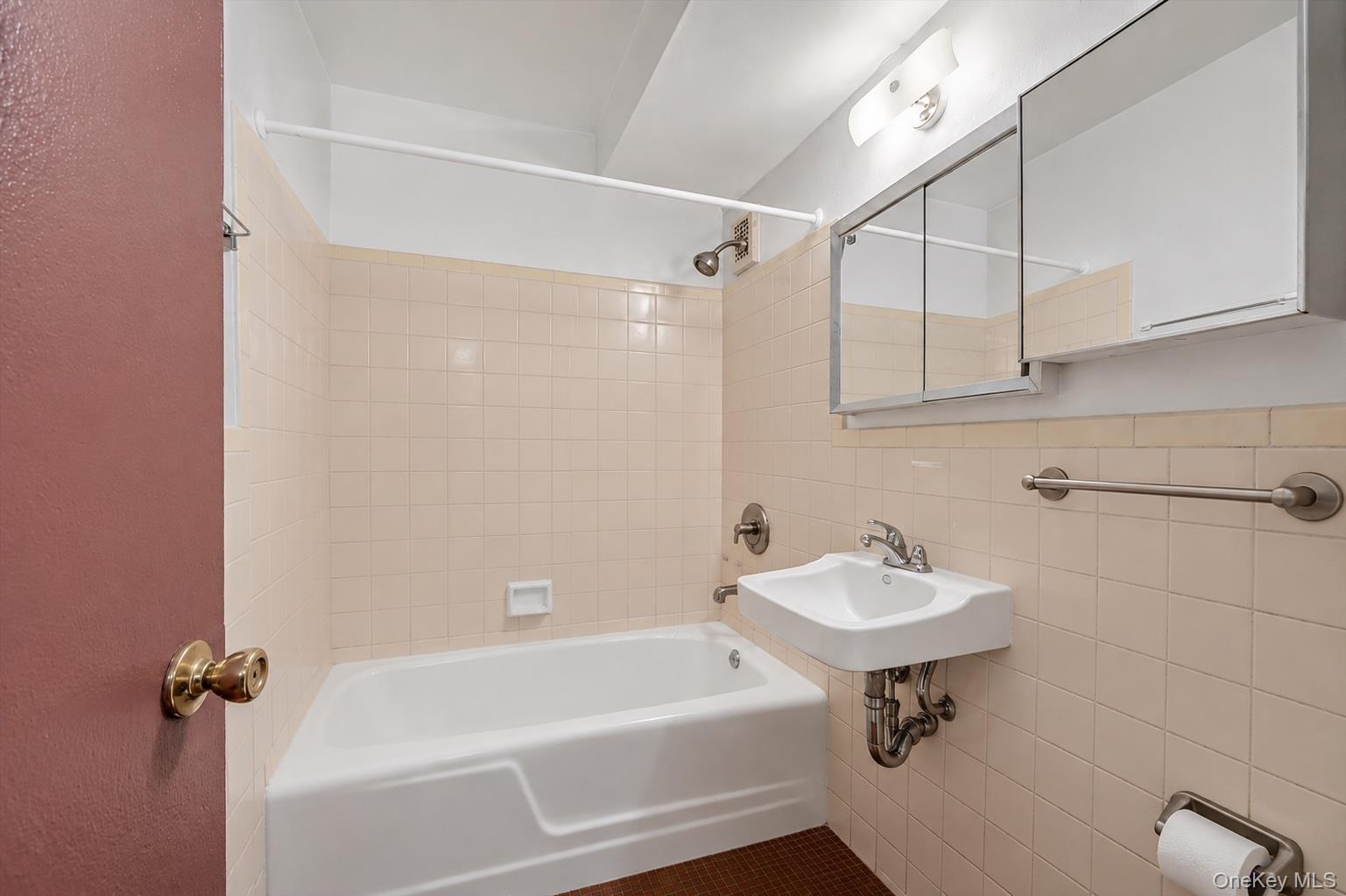 7th image of 2640 Marion #2B, New York, NY 10458 | MLS# 1016873