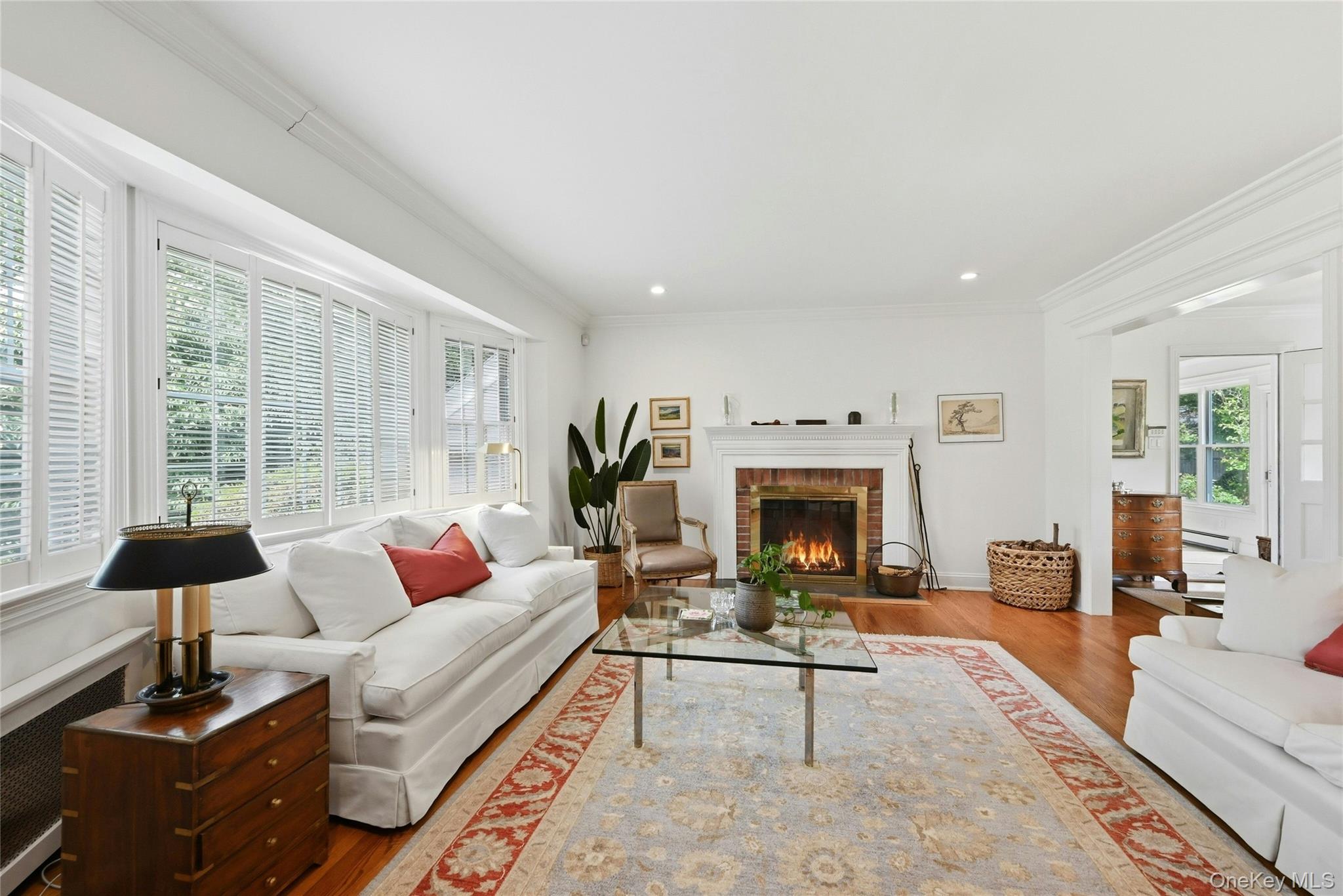 3rd image of 5 Arrowhead Pl, Huntington, NY 11743 | MLS# 1017050