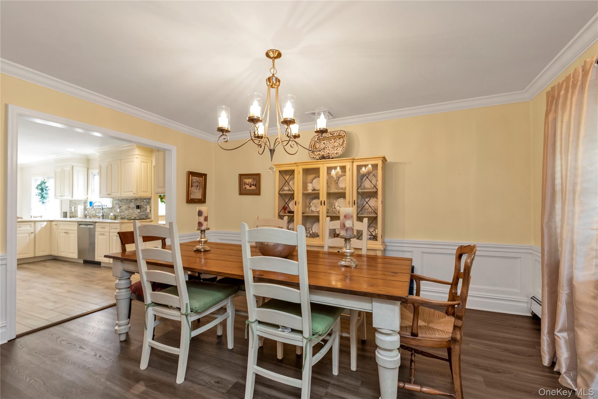 5th image of 2 Sandpiper Ln, Huntington, NY 11768 | MLS# 1017135