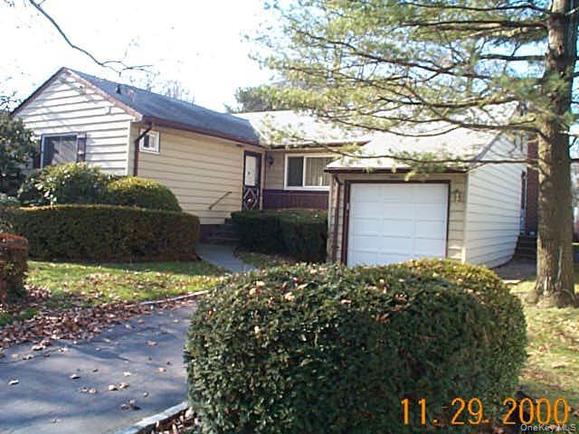 1st image of 12 Janet Pl, Hempstead, NY 11581 | MLS# 1017373