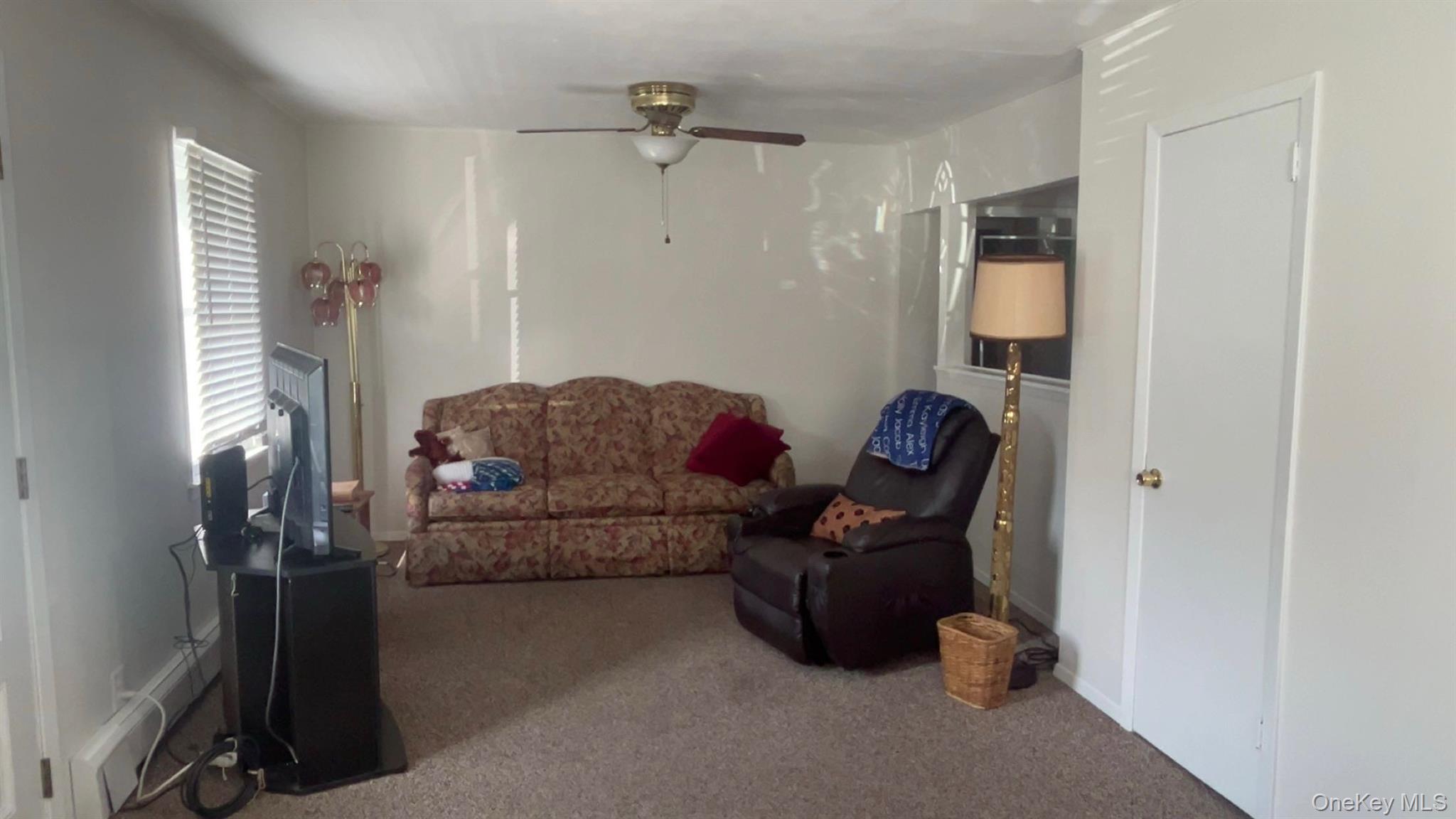 5th image of 546 17Th St, West Babylon, NY 11704 | MLS# 1017374