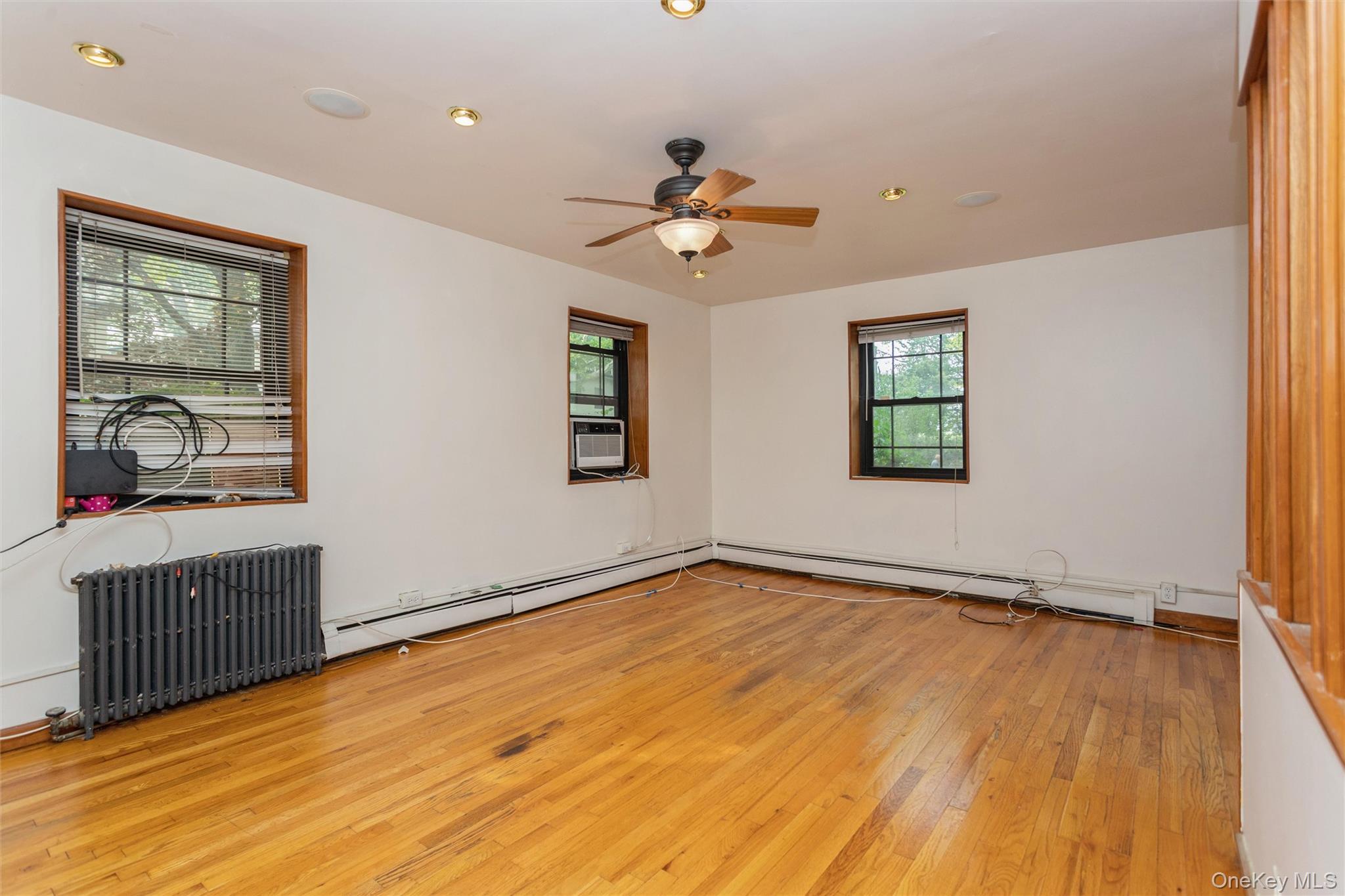 4th image of 15 Field End Ln, Eastchester, NY 10709