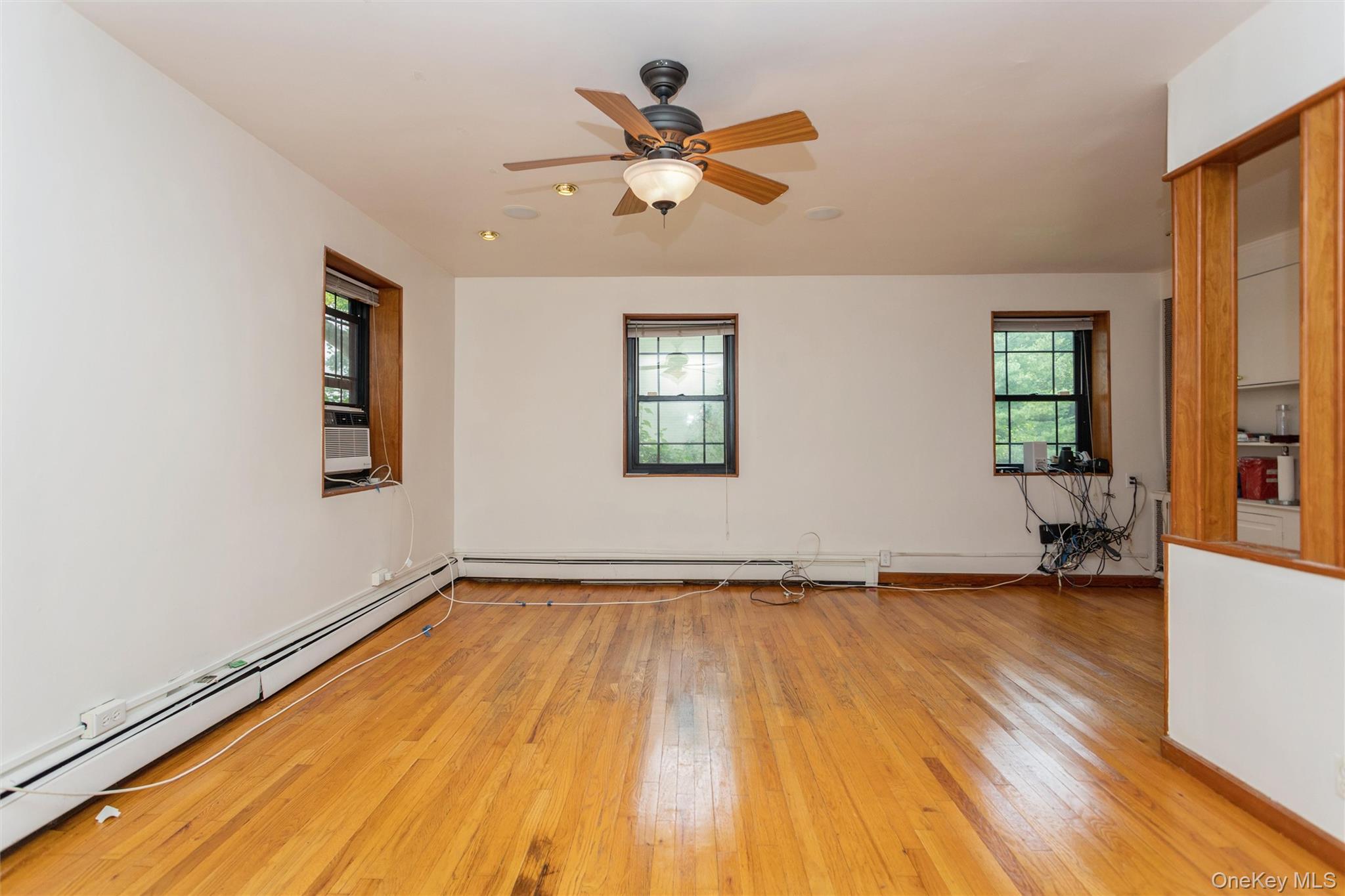 5th image of 15 Field End Ln, Eastchester, NY 10709