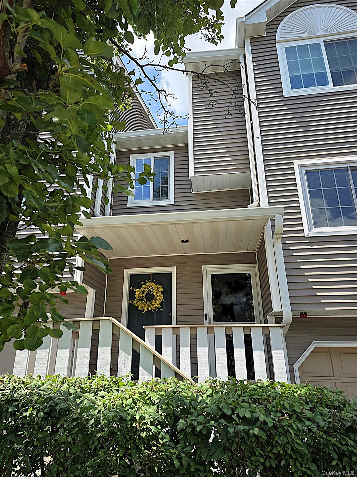 2nd image of 99 Eagle Ridge Wy, Clarkstown, NY 10954 | MLS# 1017533