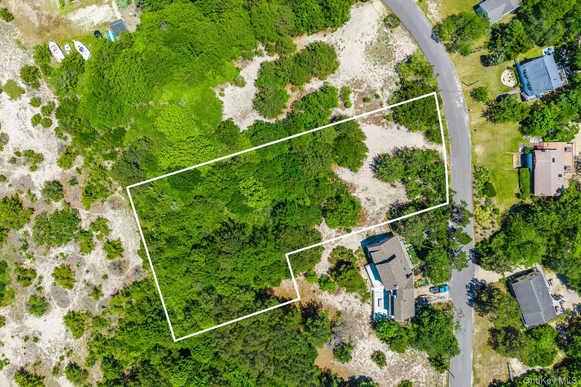 18th image of 420 Lake Dr, Southold, NY 11971 | MLS# 1017614