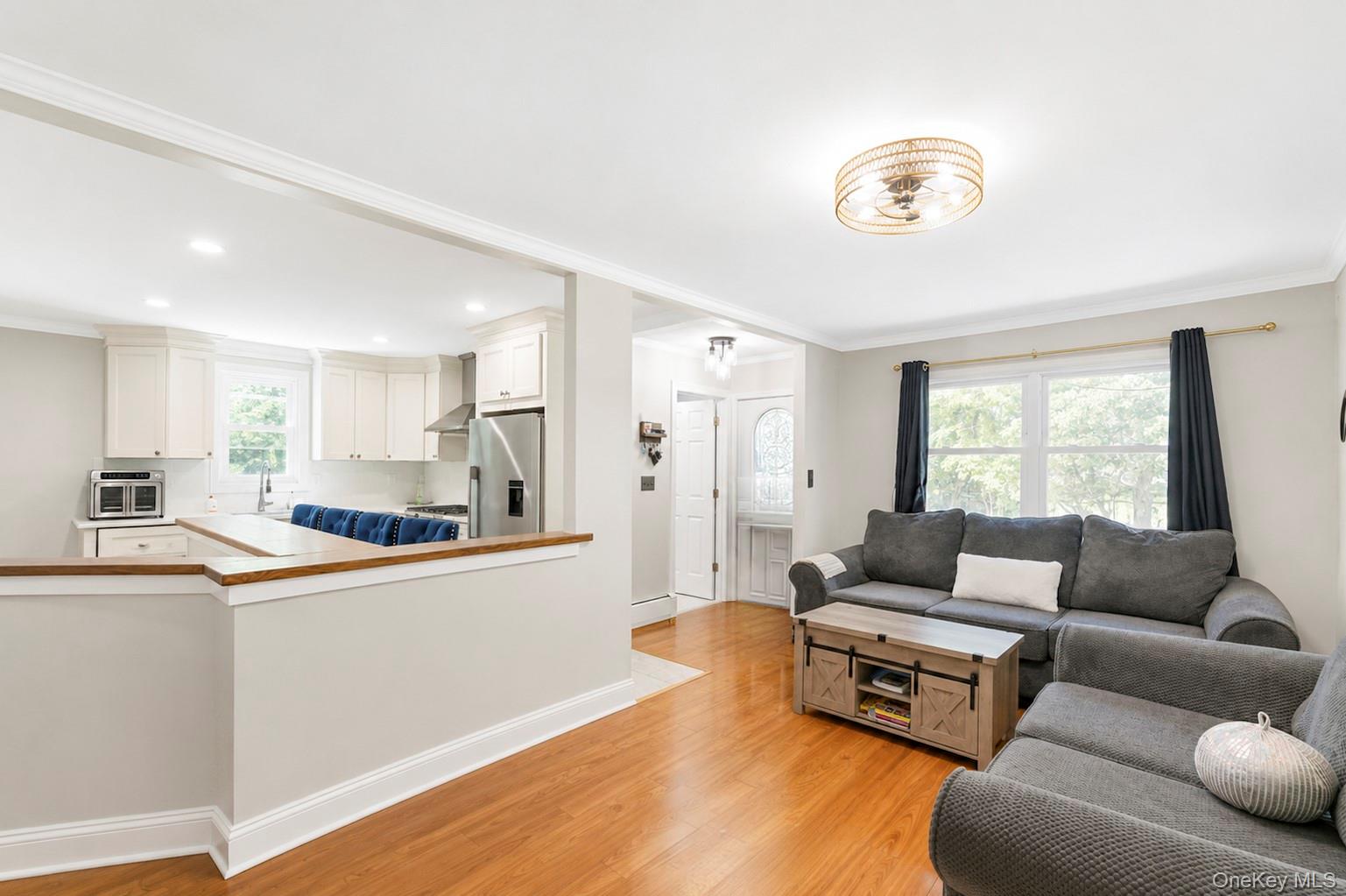 3rd image of 177 Magnolia Dr, Brookhaven, NY 11784 | MLS# 1017661