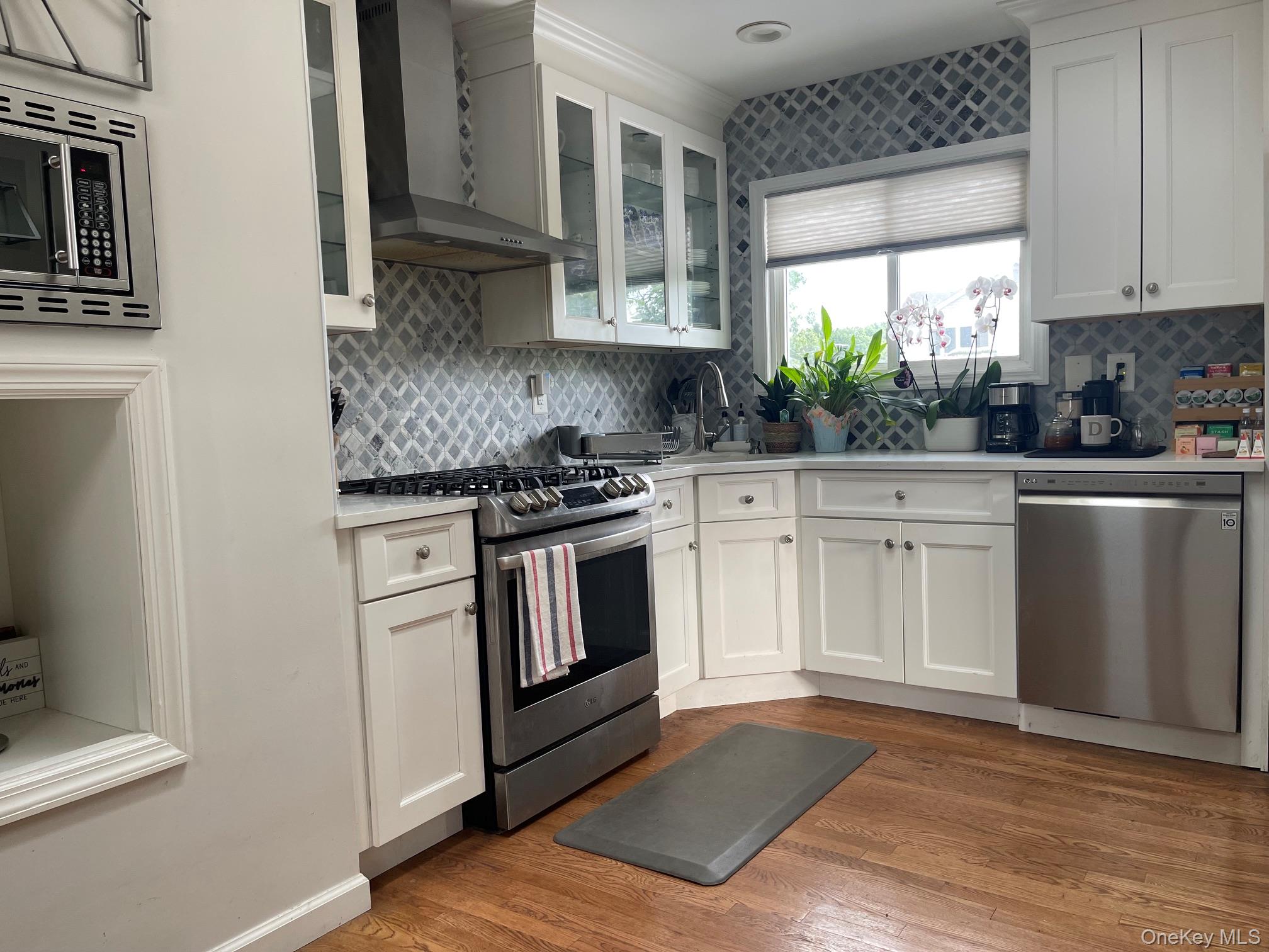 4th image of 16 Espie Ln, Babylon, NY 11703 | MLS# 1017687