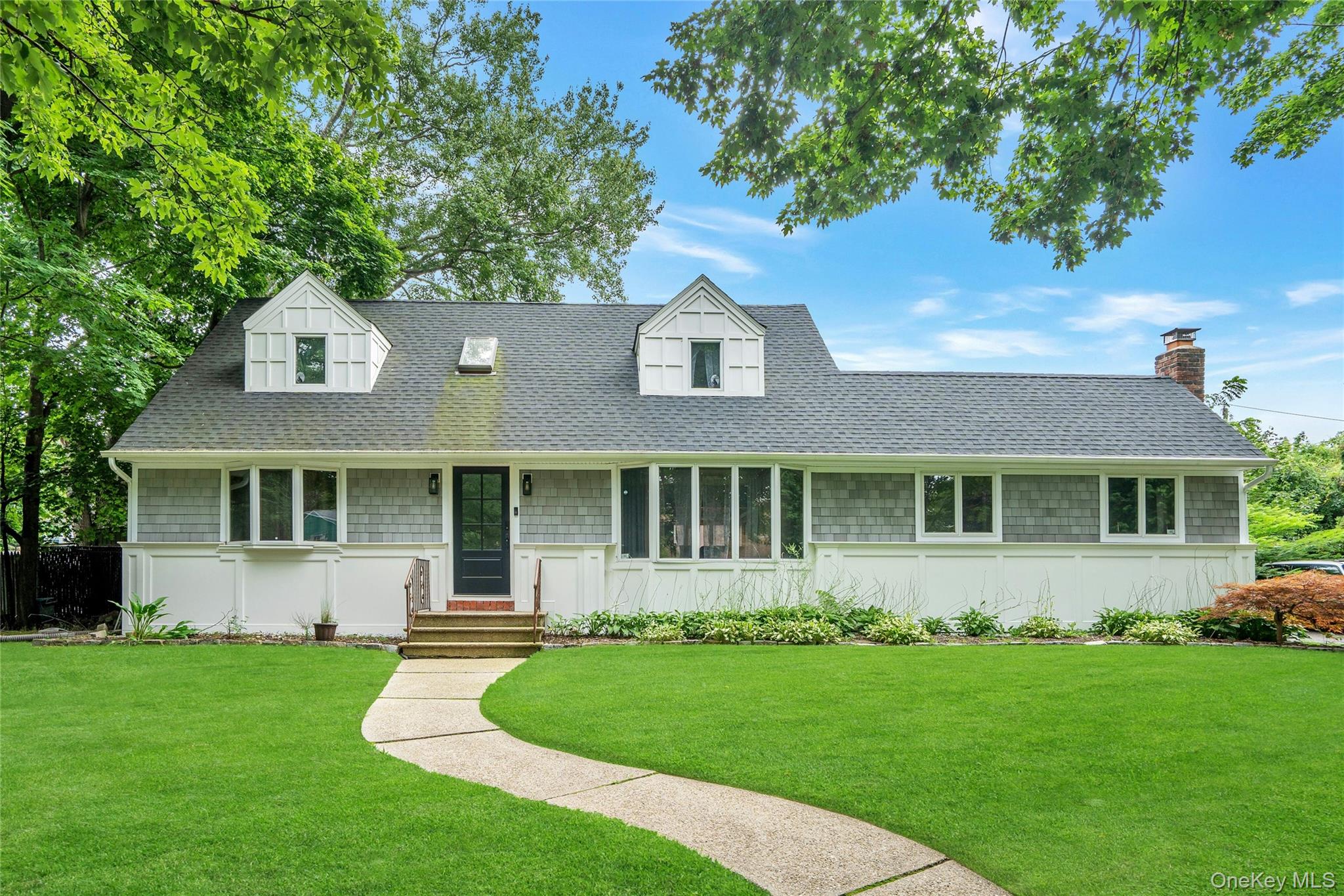 1st image of 27 Middle Dr, Huntington, NY 11743 | MLS# 1017820