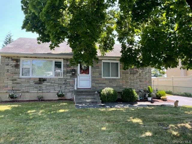 1st image of 8 Rochelle Ct, Stony Point, NY 10980 | MLS# 1017966