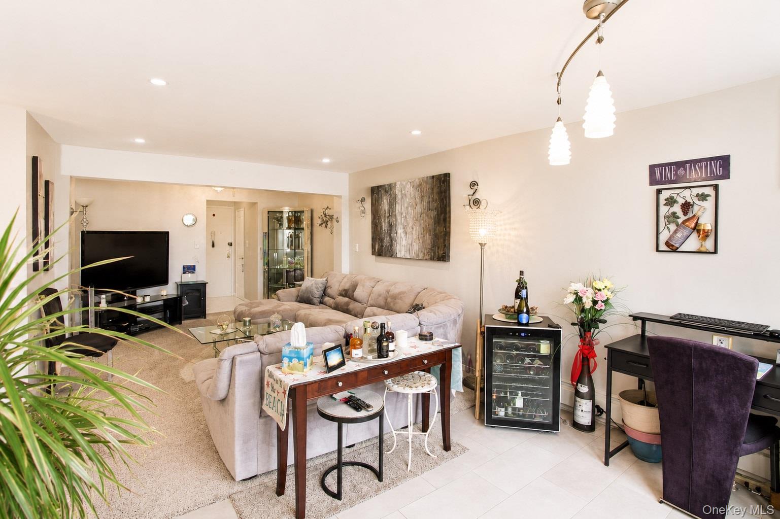 4th image of 210 E Broadway #6L, Long Beach, NY 11561 | MLS# 1018270