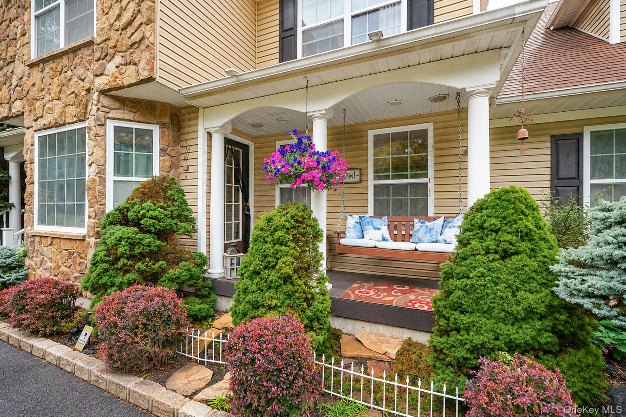 2nd image of 17 Holmes Ave, Brookhaven, NY 11941 | MLS# 1019160