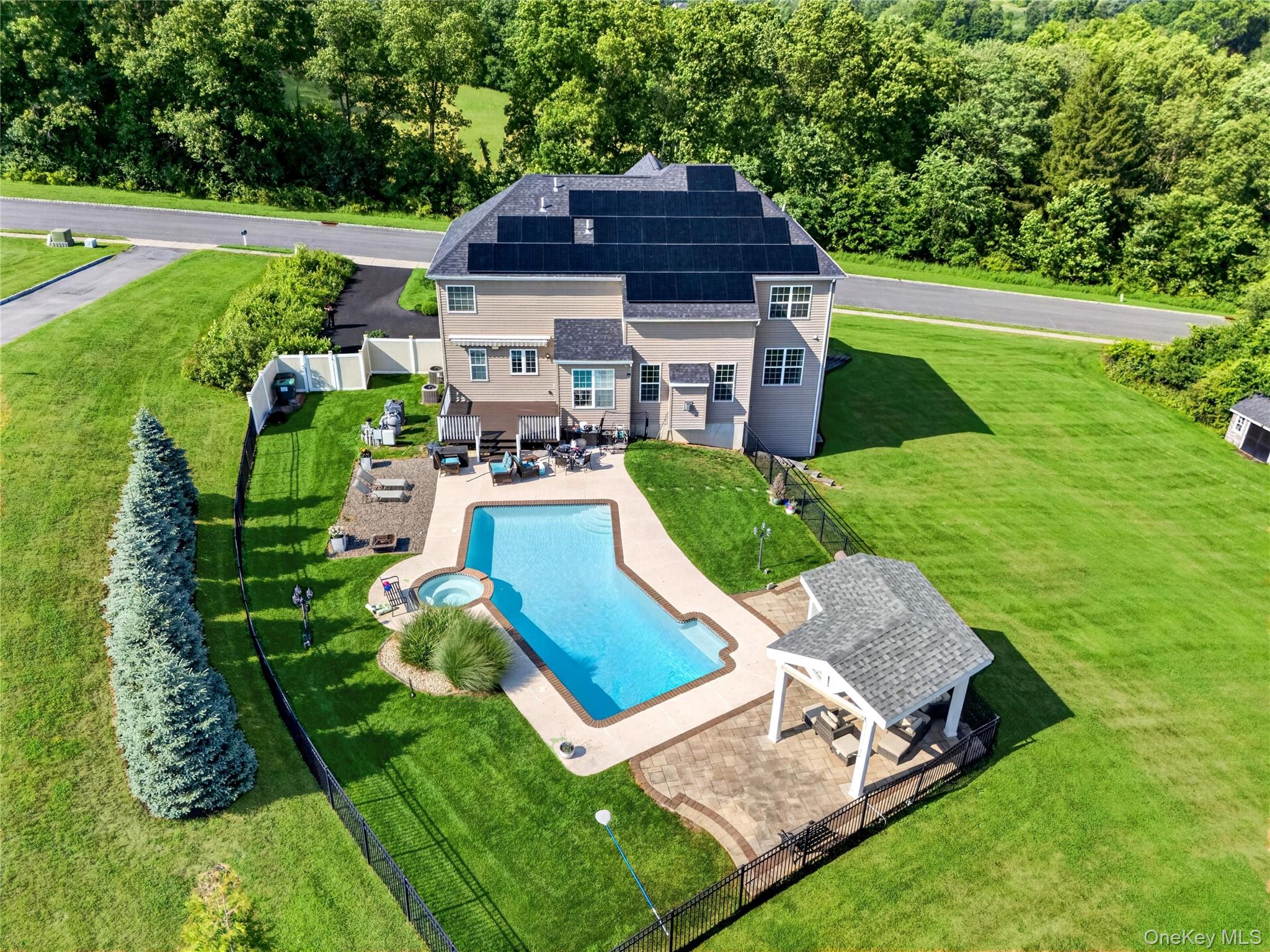 4th image of 33 Luthien Forest Rd, New Windsor, NY 12553 | MLS# 1019242