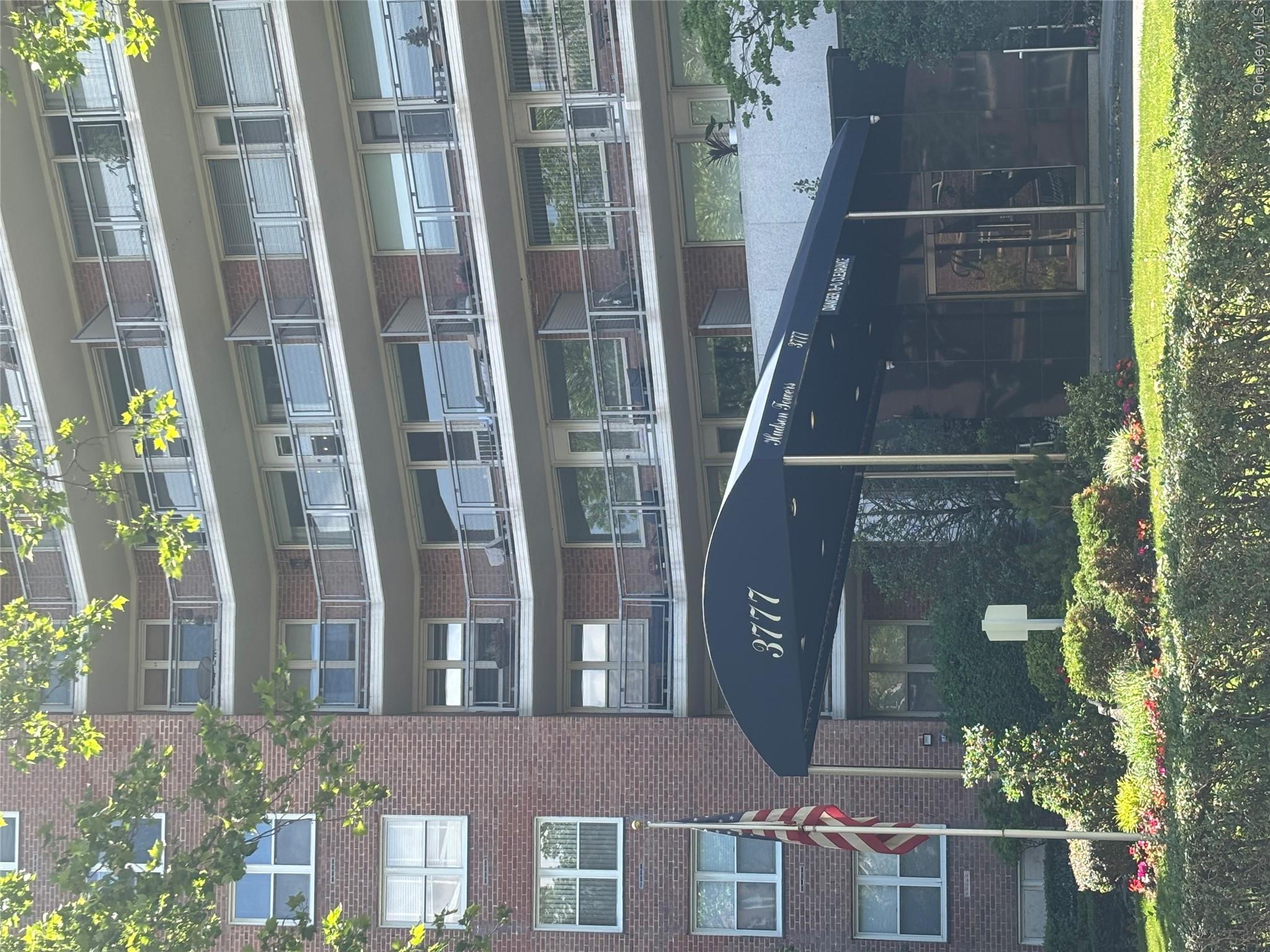 2nd image of 3777 Independence Ave #5D, New York, NY 10463 | MLS# 1019483