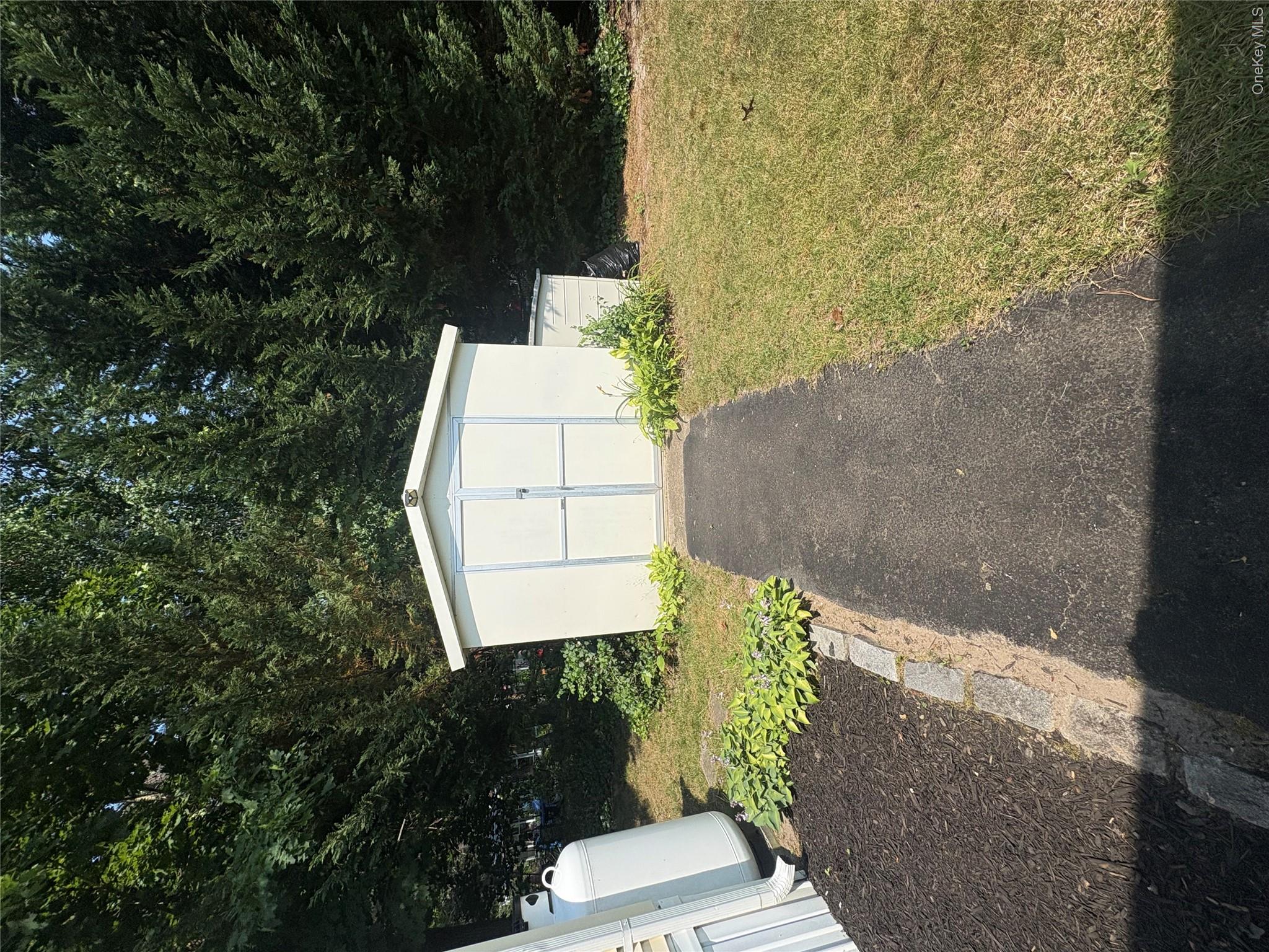 12th image of 525 Riverleigh Ave #P6, Riverhead, NY 11901 | MLS# 1019636