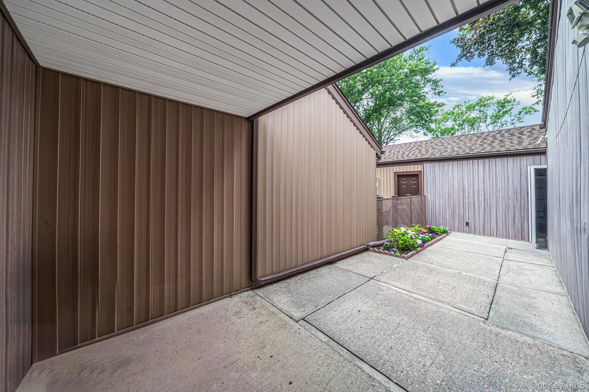 5th image of 194 Strathmore Gate Dr, Brookhaven, NY 11790 | MLS# 1019642