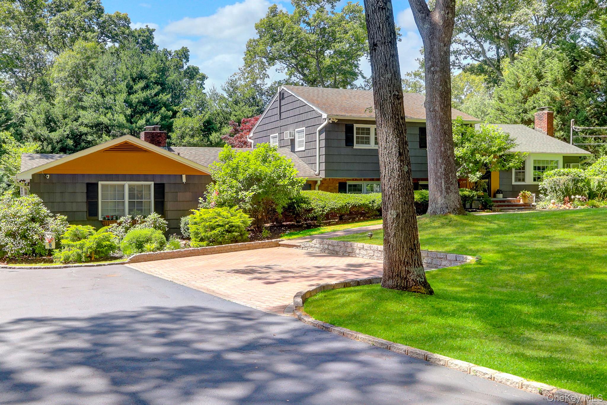 2nd image of 121 Old Field Rd, Huntington, NY 11743 | MLS# 1019685