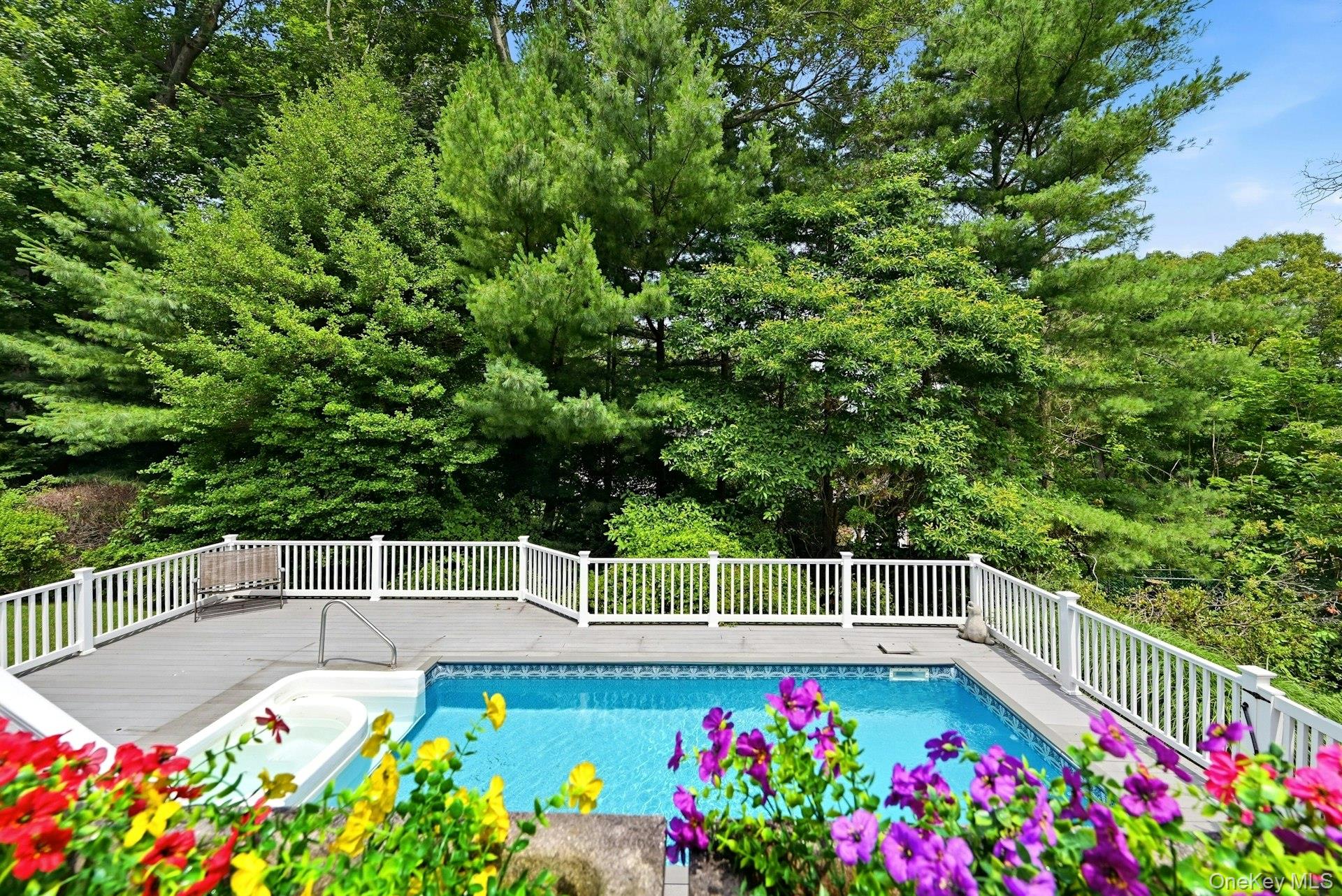 2nd image of 39 Upper Dr, Halesite, NY 11743 | MLS# 1019906