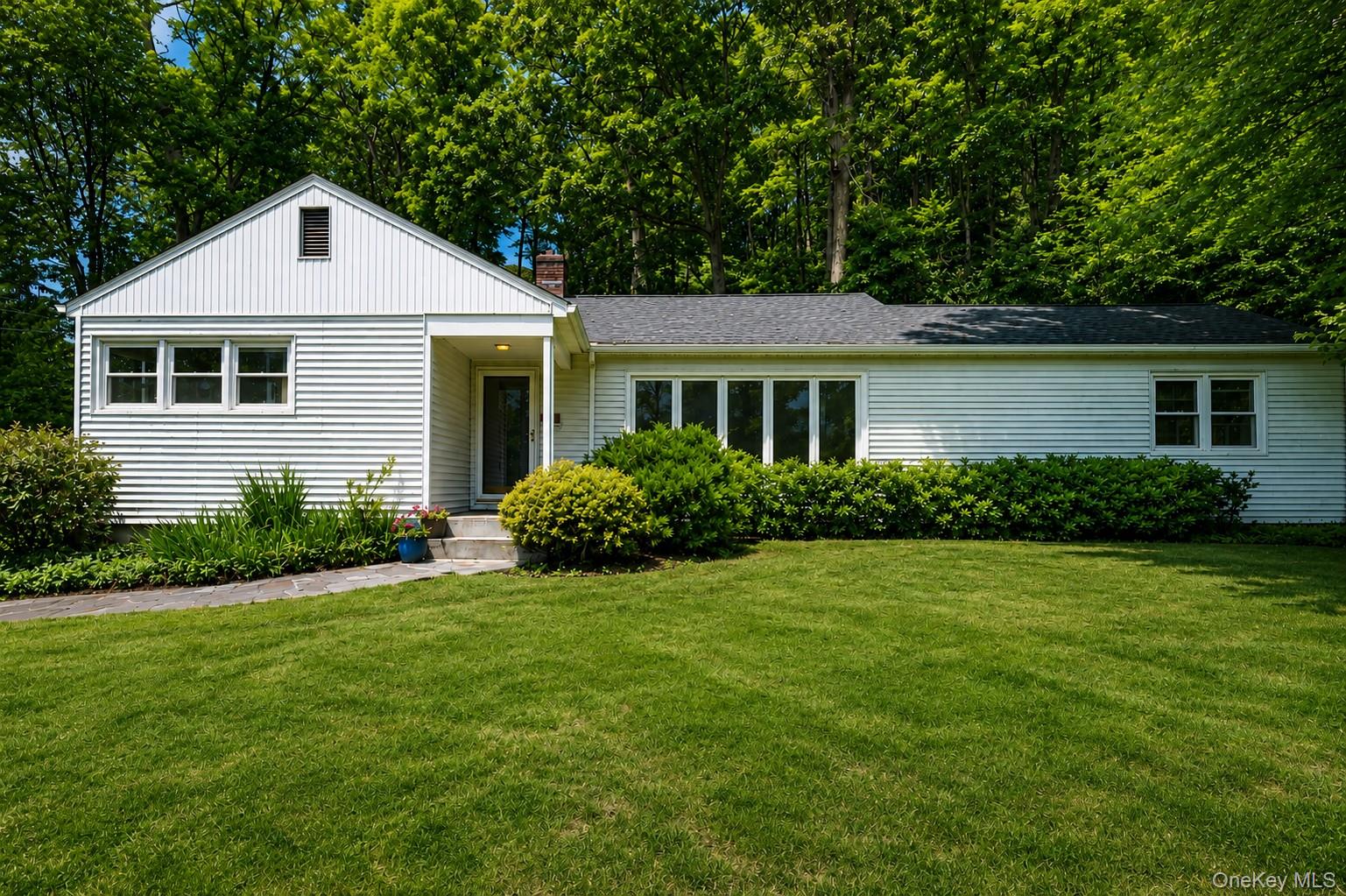 2nd image of 136 Pound Ridge Rd, Bedford, NY 10506 | MLS# 1020037