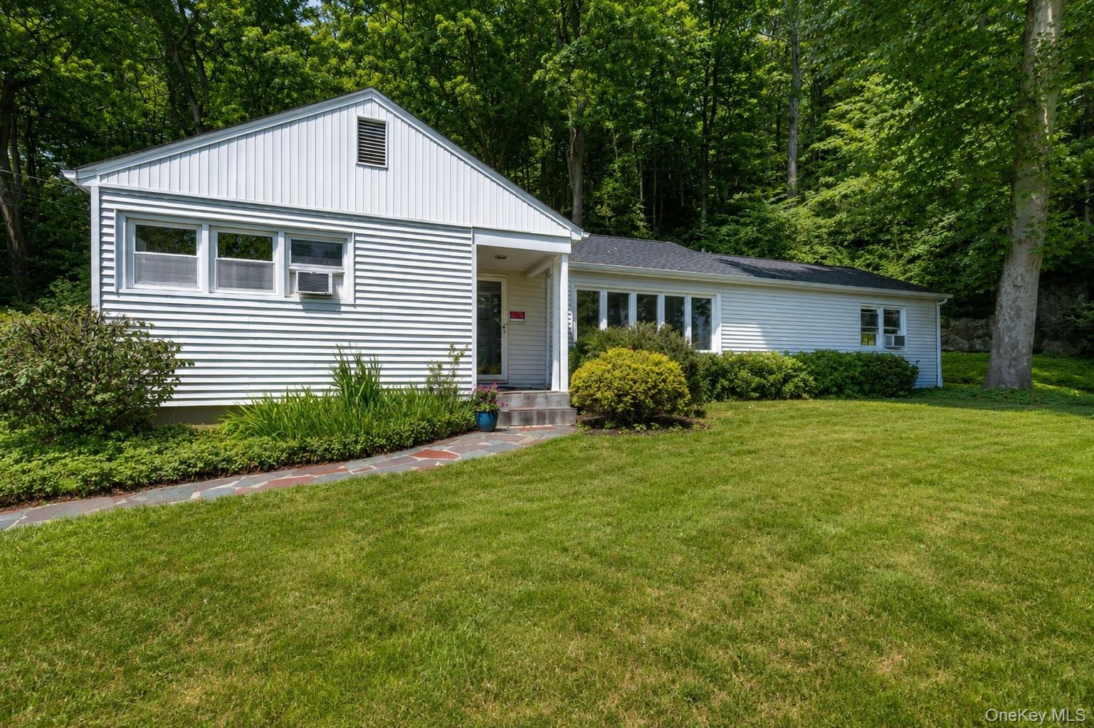 1st image of 136 Pound Ridge Rd, Bedford, NY 10506 | MLS# 1020037