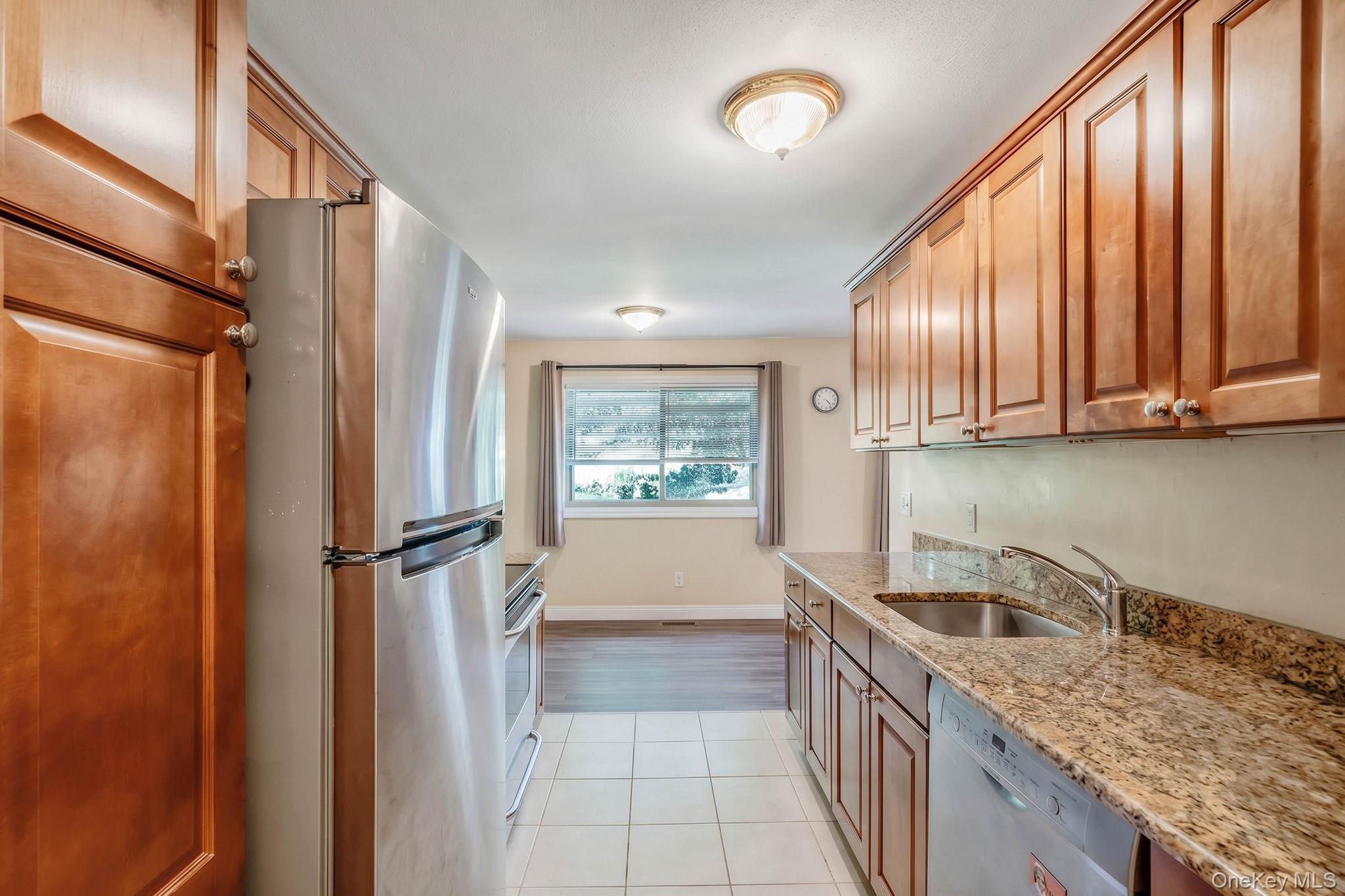 5th image of 2449F Union Blvd, Islip, NY 11751