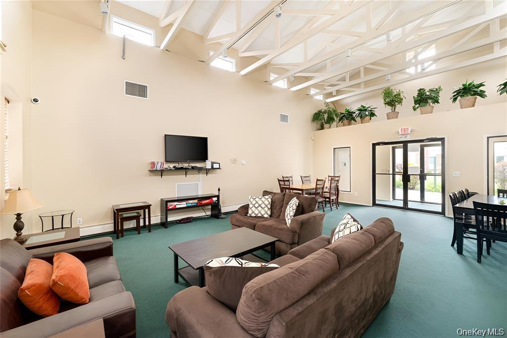 2nd image of 2449F Union Blvd, Islip, NY 11751