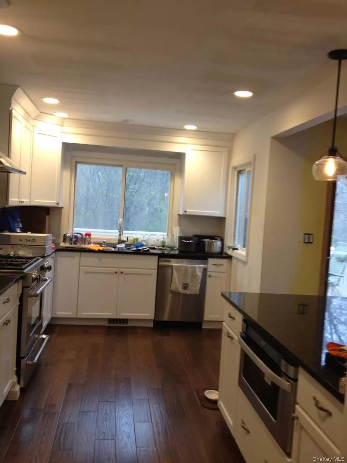 5th image of 348 W 24Th St, Babylon, NY 11729 | MLS# 1020106