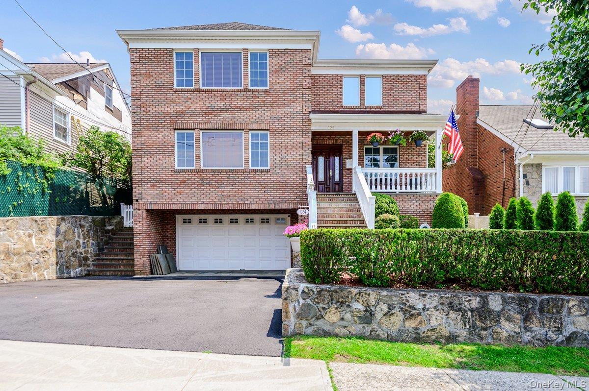 2nd image of 124 Lakeview Ave, Harrison, NY 10604 | MLS# 1020199