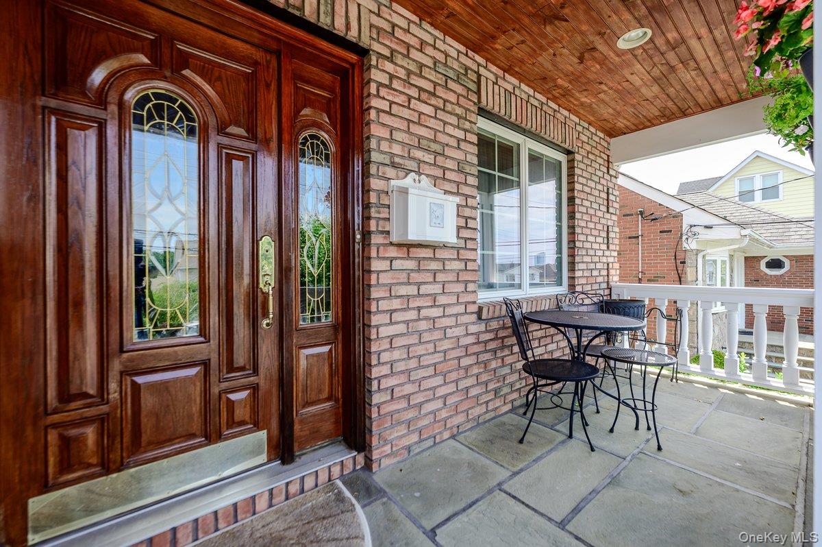 3rd image of 124 Lakeview Ave, Harrison, NY 10604 | MLS# 1020199