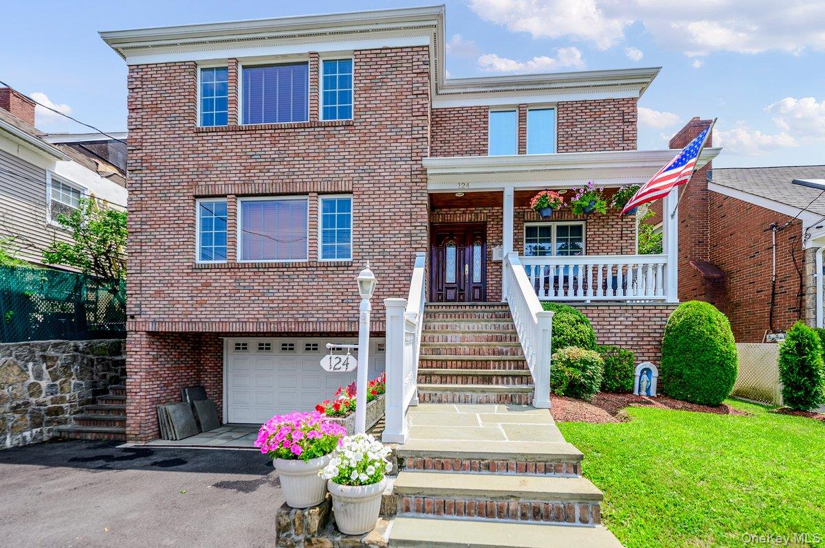 1st image of 124 Lakeview Ave, Harrison, NY 10604 | MLS# 1020199