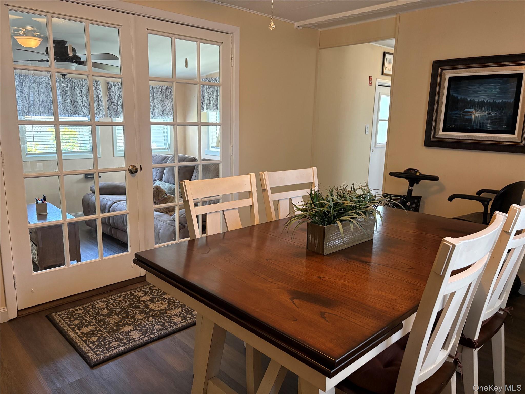 5th image of 525/158 Riverleigh Ave Riverleigh, Riverhead, NY 11901 | MLS# 1020237