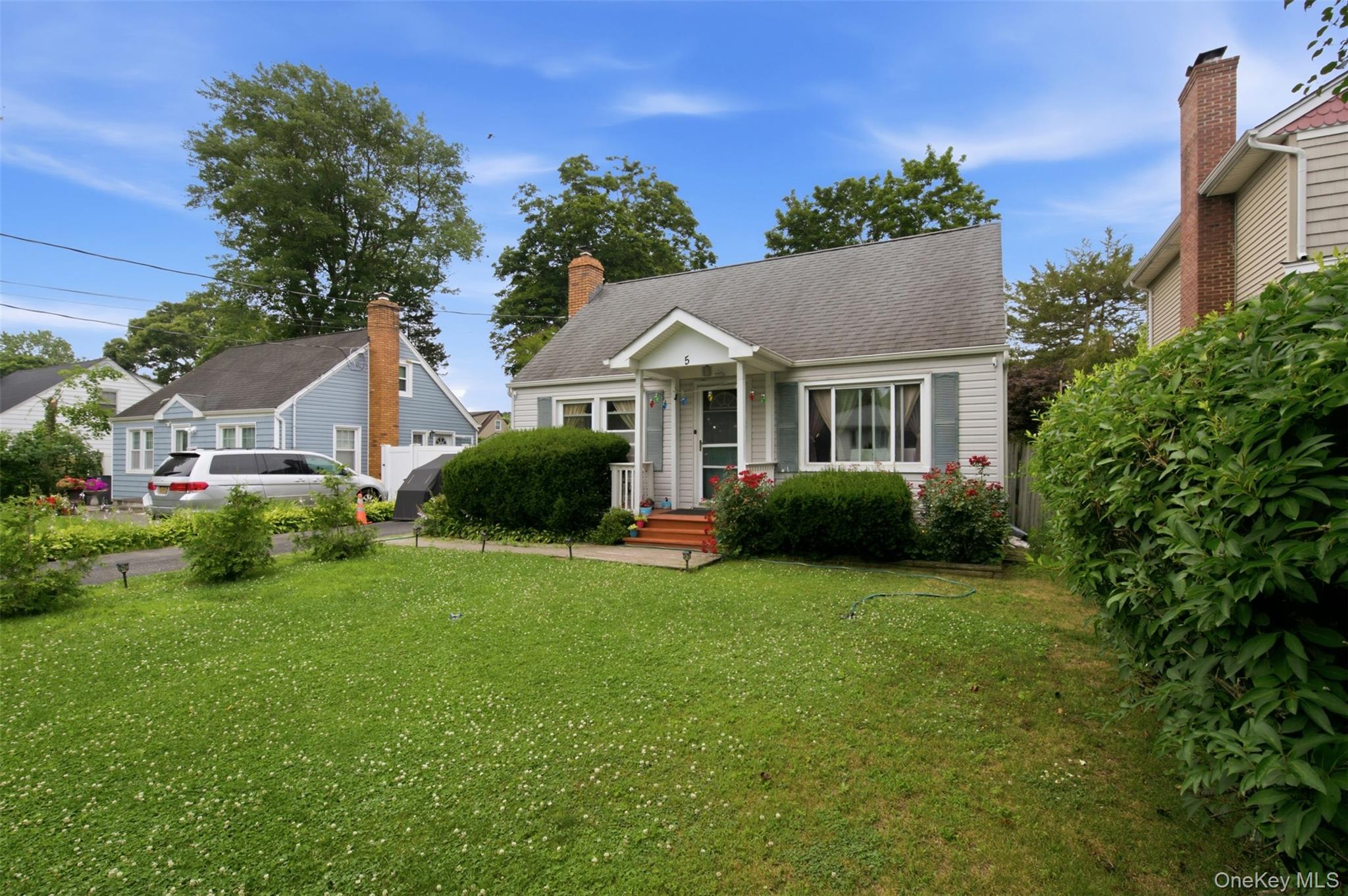 4th image of 5 Putnam Pl, Huntington, NY 11746 | MLS# 1020516